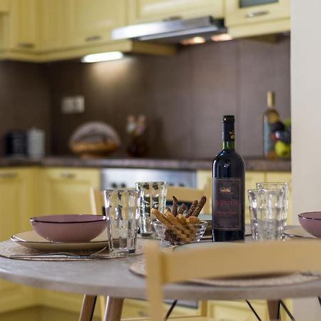 Amphitrite Beach House Chrissi Akti Chania Exterior foto
