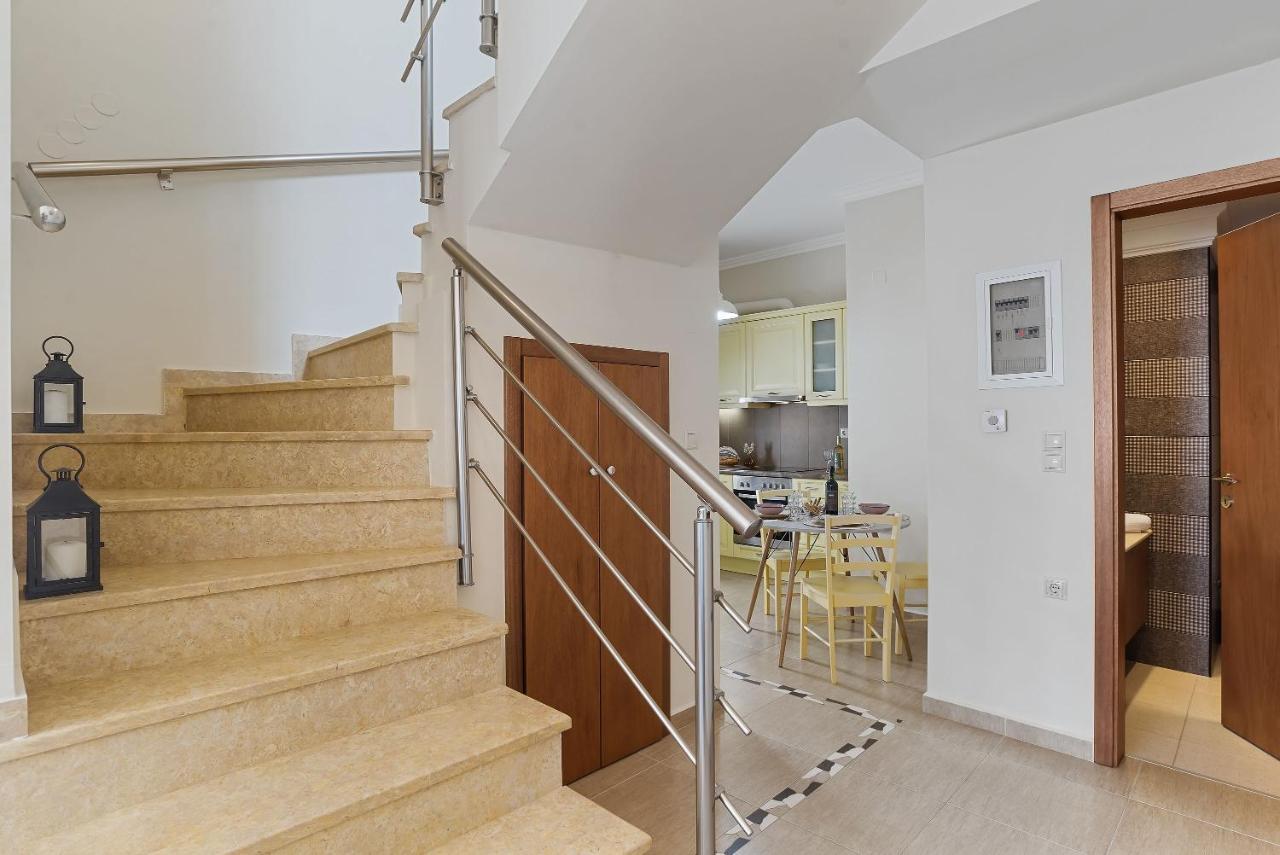 Amphitrite Beach House Chrissi Akti Chania Exterior foto